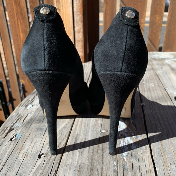 INVENTORY LIQUIDATION SALE! Michael Kors Black Suede Platform Pumps Size 7 - Picture 10 of 12